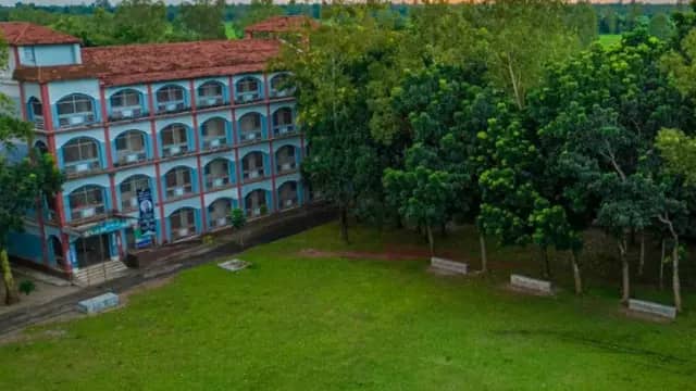 আদিতমারী ডিগ্রি কলেজ