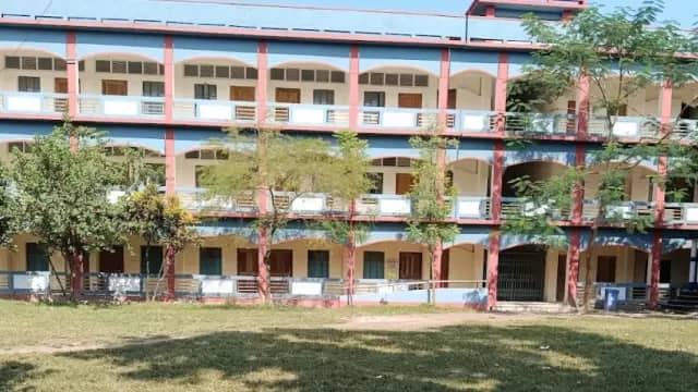 বোদা পাইলট গার্লস স্কুল এন্ড কলেজ