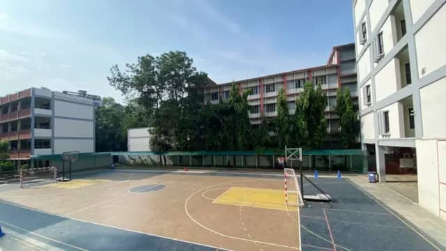 ইস্পাহানি পাবলিক স্কুল ও কলেজ
