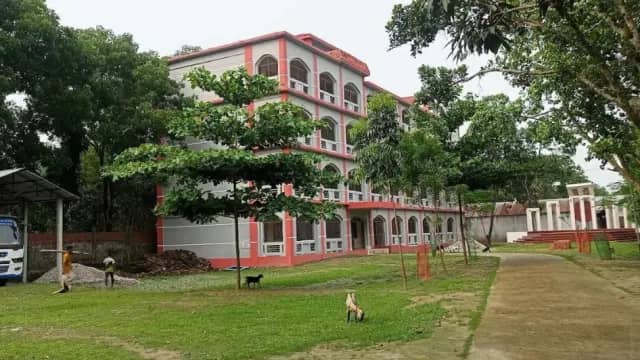 গংগাচড়া মহিলা ডিগ্রী কলেজ