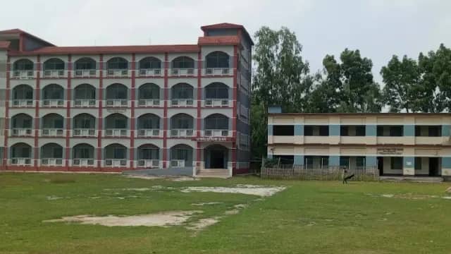 ডোমার মহিলা ডিগ্রী কলেজ