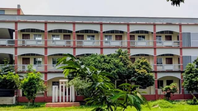 হাকিমপুর মহিলা ডিগ্রি কলেজ