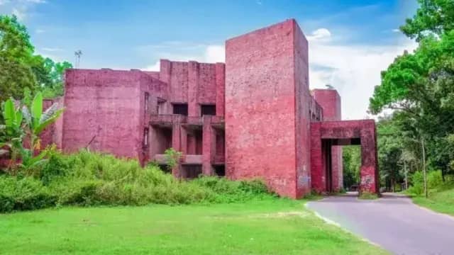 চট্টগ্রাম বিশ্ববিদ্যালয় (চবি)