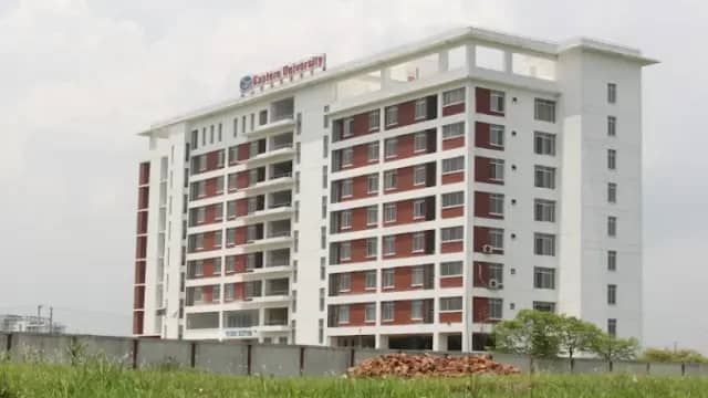ইস্টার্ন ইউনির্ভাসিটি